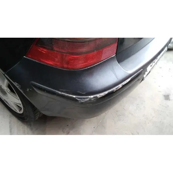 VOLKSWAGEN GOLF IV BERLINA (1J1) '2000 HIGHLINE BLANCO