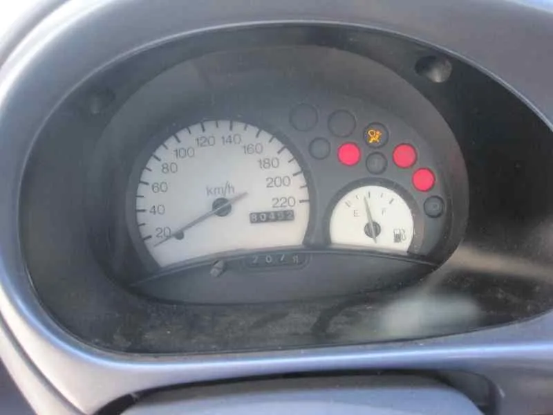 FORD KA (CCQ) FORD KA (CCQ) '1997 BASICO MORADO 1996