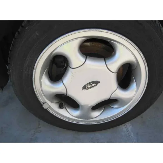 FORD KA (CCQ) '1997 BASICO MORADO