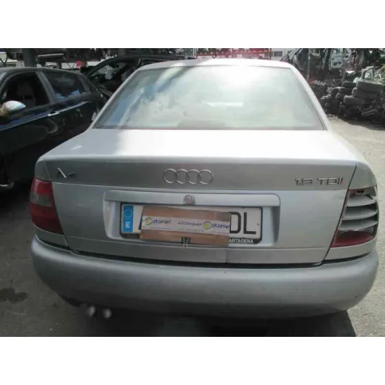AUDI A4 BERLINA (B5) '1998 1.9 TDI PLATA