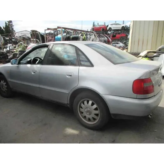 AUDI A4 BERLINA (B5) '1998 1.9 TDI PLATA