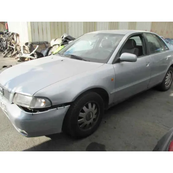 AUDI A4 BERLINA (B5) '1998 1.9 TDI PLATA