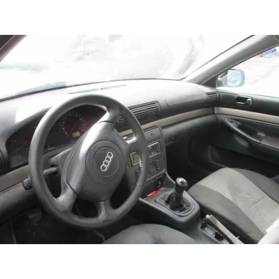 AUDI A4 BERLINA (B5) '1998 1.9 TDI PLATA
