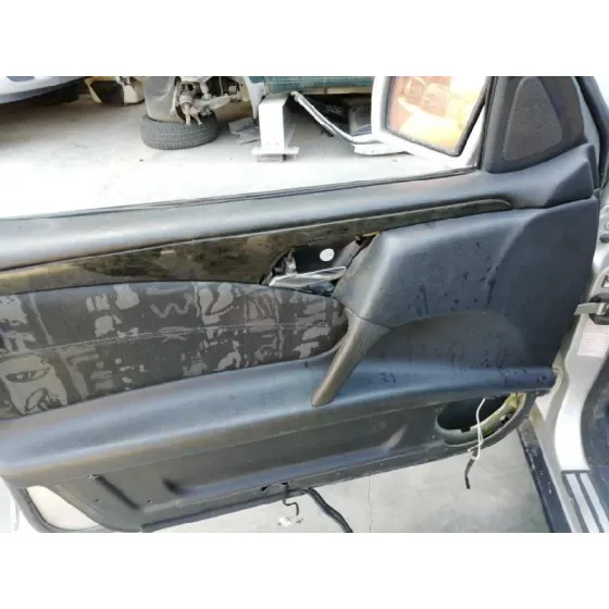 MERCEDES CLASE E (W210) BERLINA DIESEL '1998 2.9 TURBODIESEL CAT GRIS