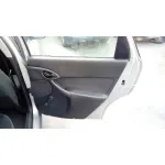 FORD FOCUS BERLINA (CAK) FORD FOCUS BERLINA (CAK) '1999 AMBIENTE PLATA 1998