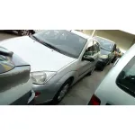 FORD FOCUS BERLINA (CAK) FORD FOCUS BERLINA (CAK) '1999 AMBIENTE PLATA 1998