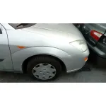 FORD FOCUS BERLINA (CAK) FORD FOCUS BERLINA (CAK) '1999 AMBIENTE PLATA 1998