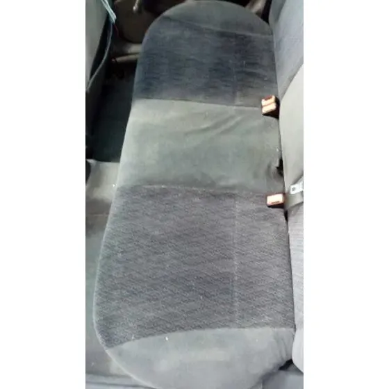 FORD FOCUS BERLINA (CAK) '1999 AMBIENTE PLATA