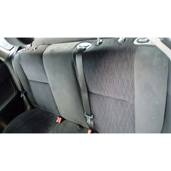 FORD FOCUS BERLINA (CAK) '1999 AMBIENTE PLATA