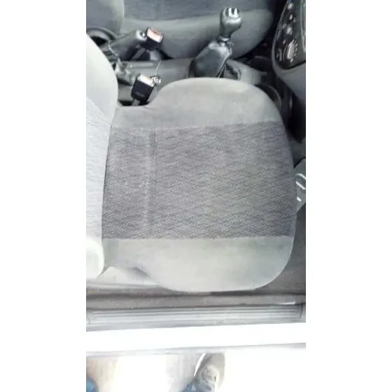 FORD FOCUS BERLINA (CAK) '1999 AMBIENTE PLATA