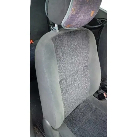 FORD FOCUS BERLINA (CAK) '1999 AMBIENTE PLATA