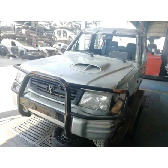 MITSUBISHI GALLOPER (HYUNDAI) '1998 2.5 TURBODIESEL GRIS