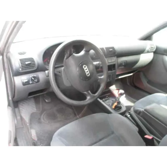 AUDI A3 (8L) '1999 1.9 TDI PLATA