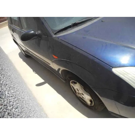 FORD FOCUS BERLINA (CAK) '1999 AMBIENTE AZUL