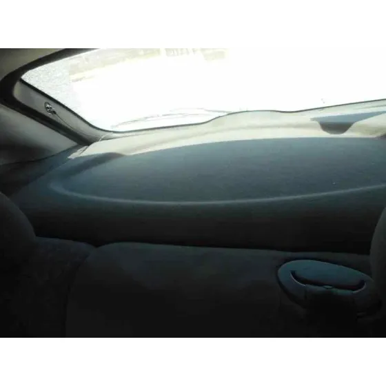 FORD FOCUS BERLINA (CAK) '1999 AMBIENTE AZUL