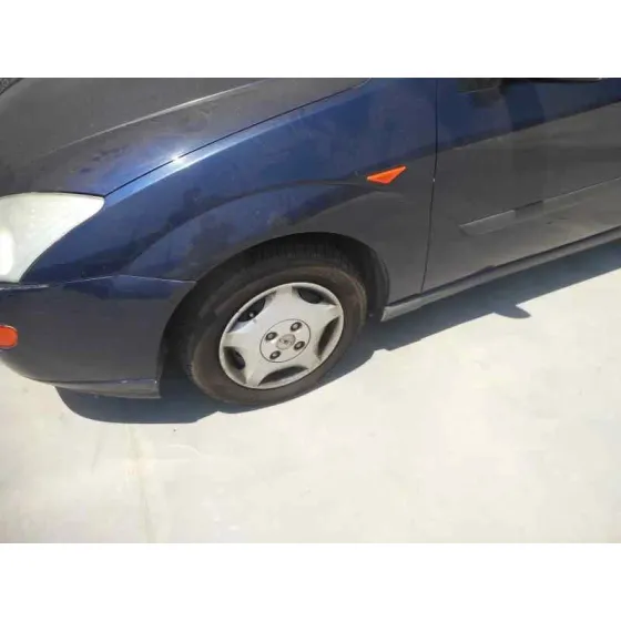 FORD FOCUS BERLINA (CAK) '1999 AMBIENTE AZUL