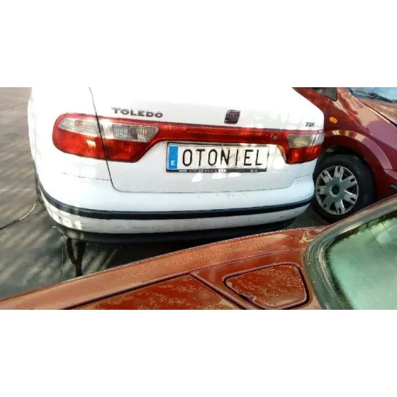 SEAT TOLEDO (1M2) '1999 SELECT BLANCO