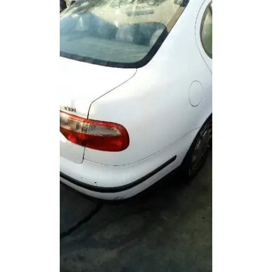 SEAT TOLEDO (1M2) '1999 SELECT BLANCO