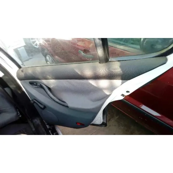 SEAT TOLEDO (1M2) '1999 SELECT BLANCO