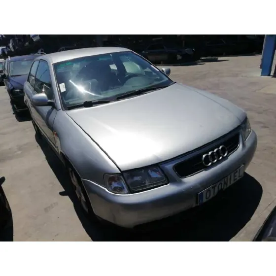 AUDI A3 (8L) '1998 1.8 AMBIENTE PLATA