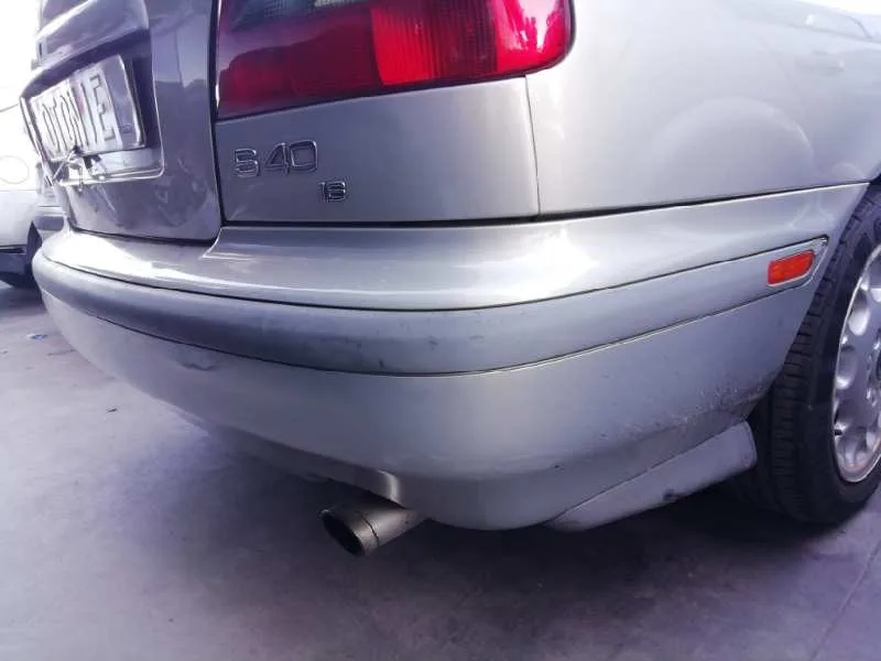 VOLVO S40 BERLINA '1998 1.6 GRIS