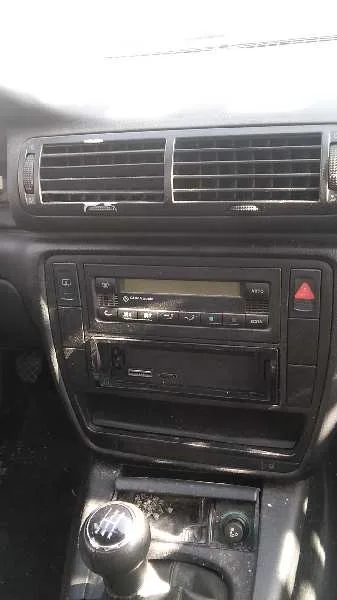 VOLKSWAGEN PASSAT BERLINA (3B2) '1997 BERLINA PLATA