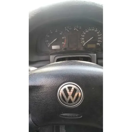 VOLKSWAGEN PASSAT BERLINA (3B2) '1997 BERLINA PLATA