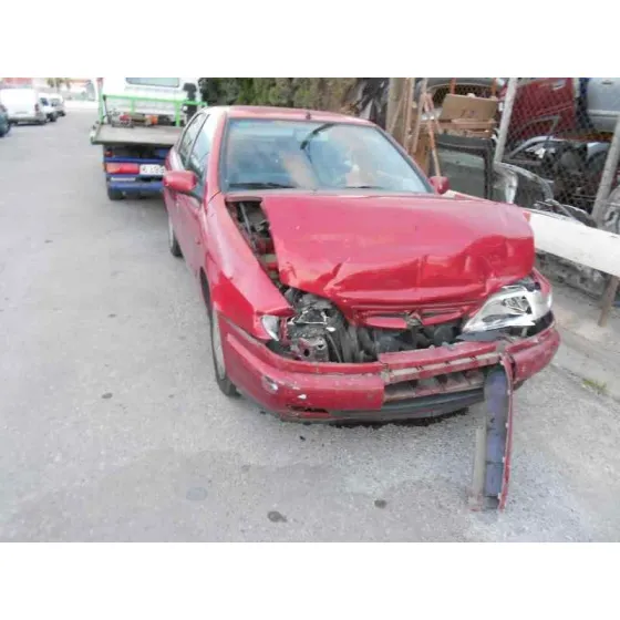 CITROEN XSARA BERLINA '1998 1.6 ROJO