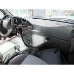 FORD FIESTA BERLINA (DX) FORD FIESTA BERLINA (DX) '2000 AMBIENTE VERDE 1999