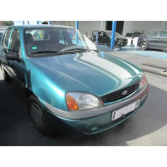 FORD FIESTA BERLINA (DX) '2000 AMBIENTE VERDE