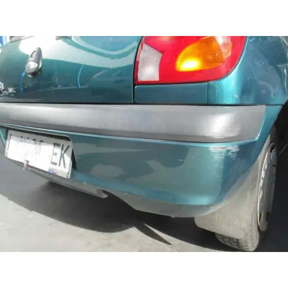 FORD FIESTA BERLINA (DX) '2000 AMBIENTE VERDE