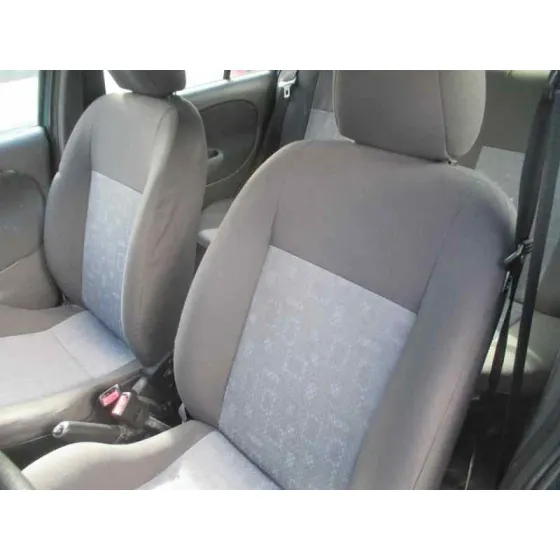 FORD FIESTA BERLINA (DX) '2000 AMBIENTE VERDE