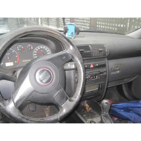 SEAT LEON (1M1) '2000 SIGNO AZUL