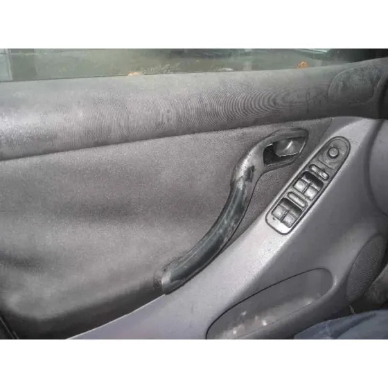 SEAT LEON (1M1) '2000 SIGNO AZUL