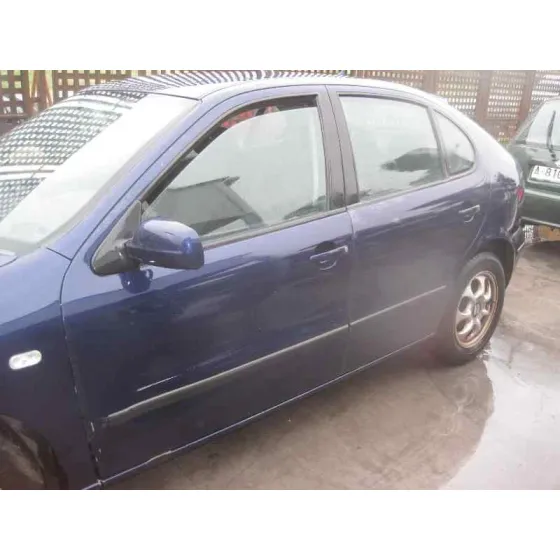 SEAT LEON (1M1) '2000 SIGNO AZUL