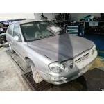 KIA SHUMA KIA SHUMA '2000 1.5 COMFORT 5 BERLINA GRIS PLATA 1999