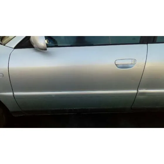 AUDI A4 BERLINA (B5) '2000 1.9 TDI GRIS