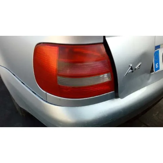 AUDI A4 BERLINA (B5) '2000 1.9 TDI GRIS