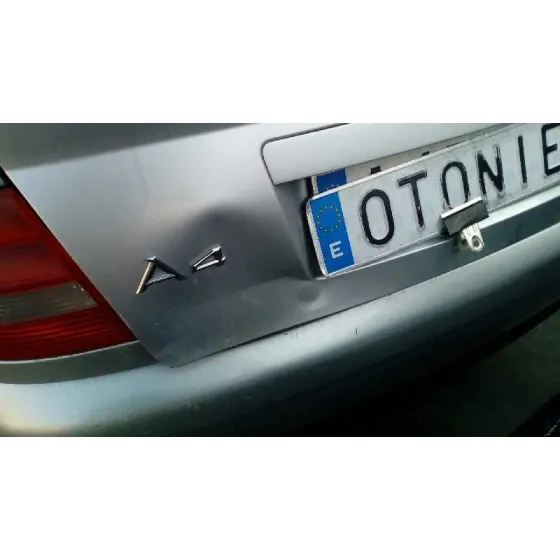 AUDI A4 BERLINA (B5) '2000 1.9 TDI GRIS