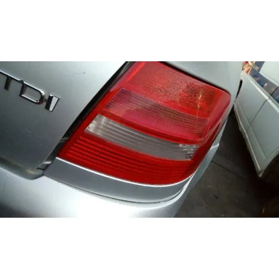 AUDI A4 BERLINA (B5) '2000 1.9 TDI GRIS