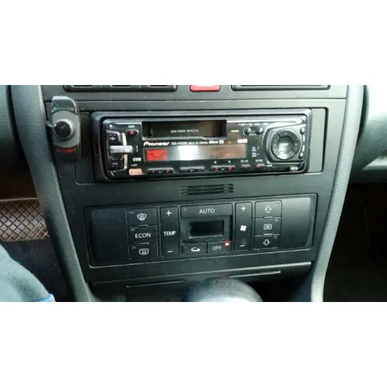 AUDI A4 BERLINA (B5) '2000 1.9 TDI GRIS