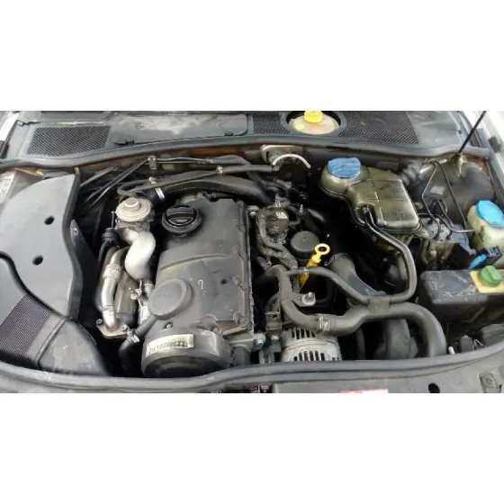 AUDI A4 BERLINA (B5) '2000 1.9 TDI GRIS