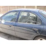 FORD MONDEO BERLINA (GD) FORD MONDEO BERLINA (GD) '1998 AMBIENTE AZUL 1999