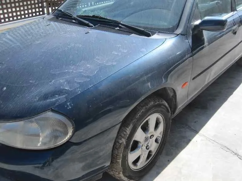 FORD MONDEO BERLINA (GD) FORD MONDEO BERLINA (GD) '1998 AMBIENTE AZUL 1999