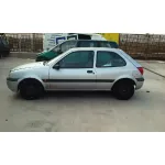 FORD FIESTA BERLINA '1999 BASICO PLATA