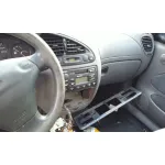 FORD FIESTA BERLINA '1999 BASICO PLATA