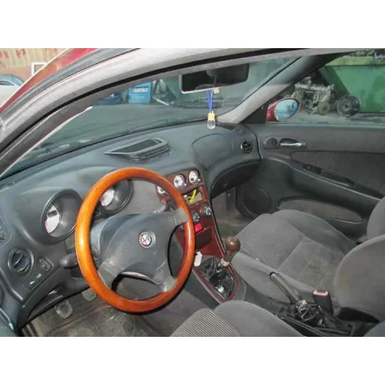 ALFA ROMEO 156 (116) '1998 2.0 T.SPARK DISTINCTIVE GRANATE