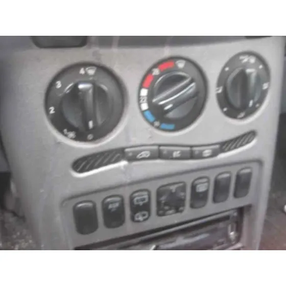 MERCEDES CLASE A (W168) '1999 160 (168.033) PLATA
