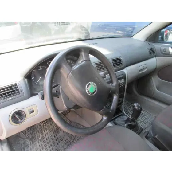 SKODA OCTAVIA BERLINA (1U2) '2000 1.9 TDI GLX GRIS