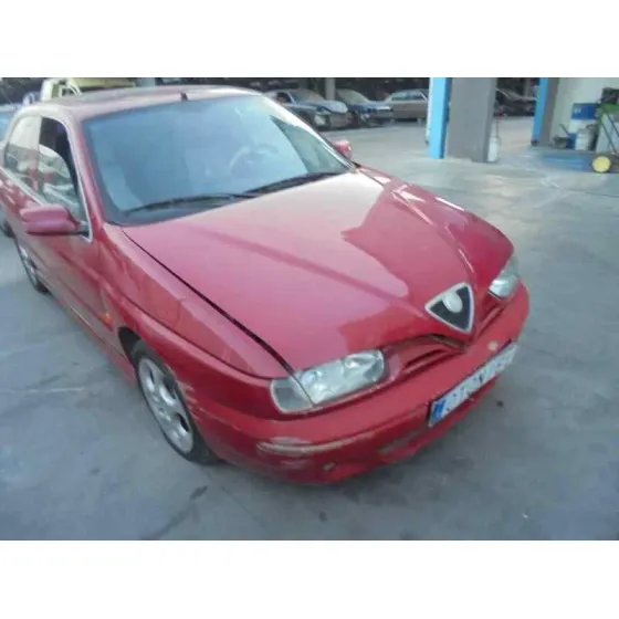 ALFA ROMEO 146 '2000 1.9 JTD ROJO